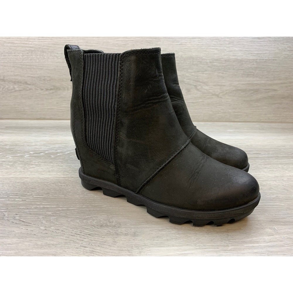 Sorel Joan of Arctic Wedge II Chelsea Boots Black Leather Women's 6
